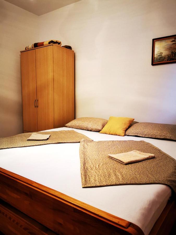 Rooms Silvana Umago Esterno foto