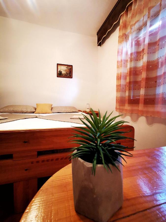 Rooms Silvana Umago Esterno foto