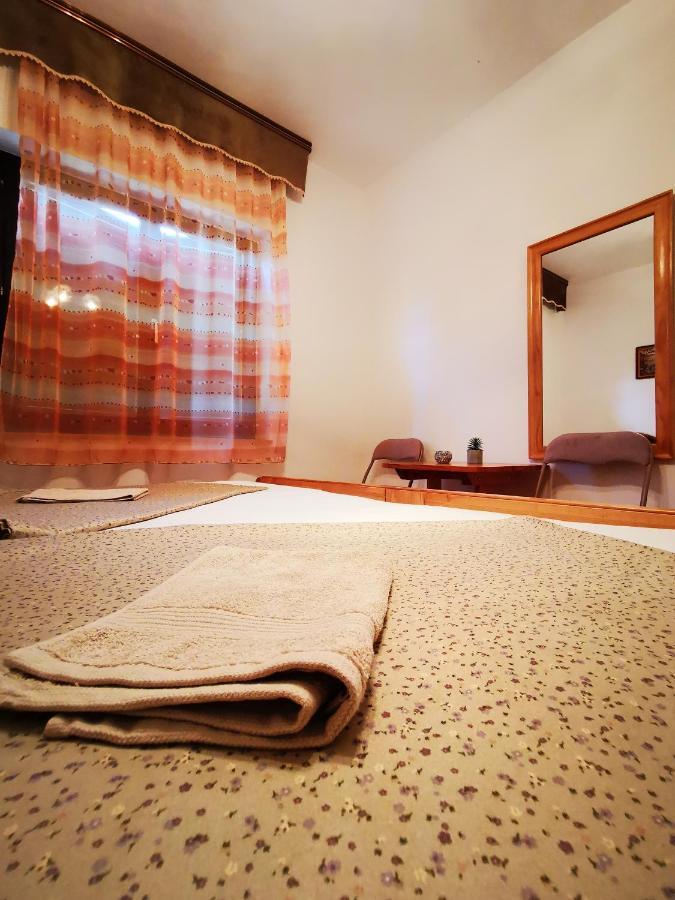 Rooms Silvana Umago Esterno foto